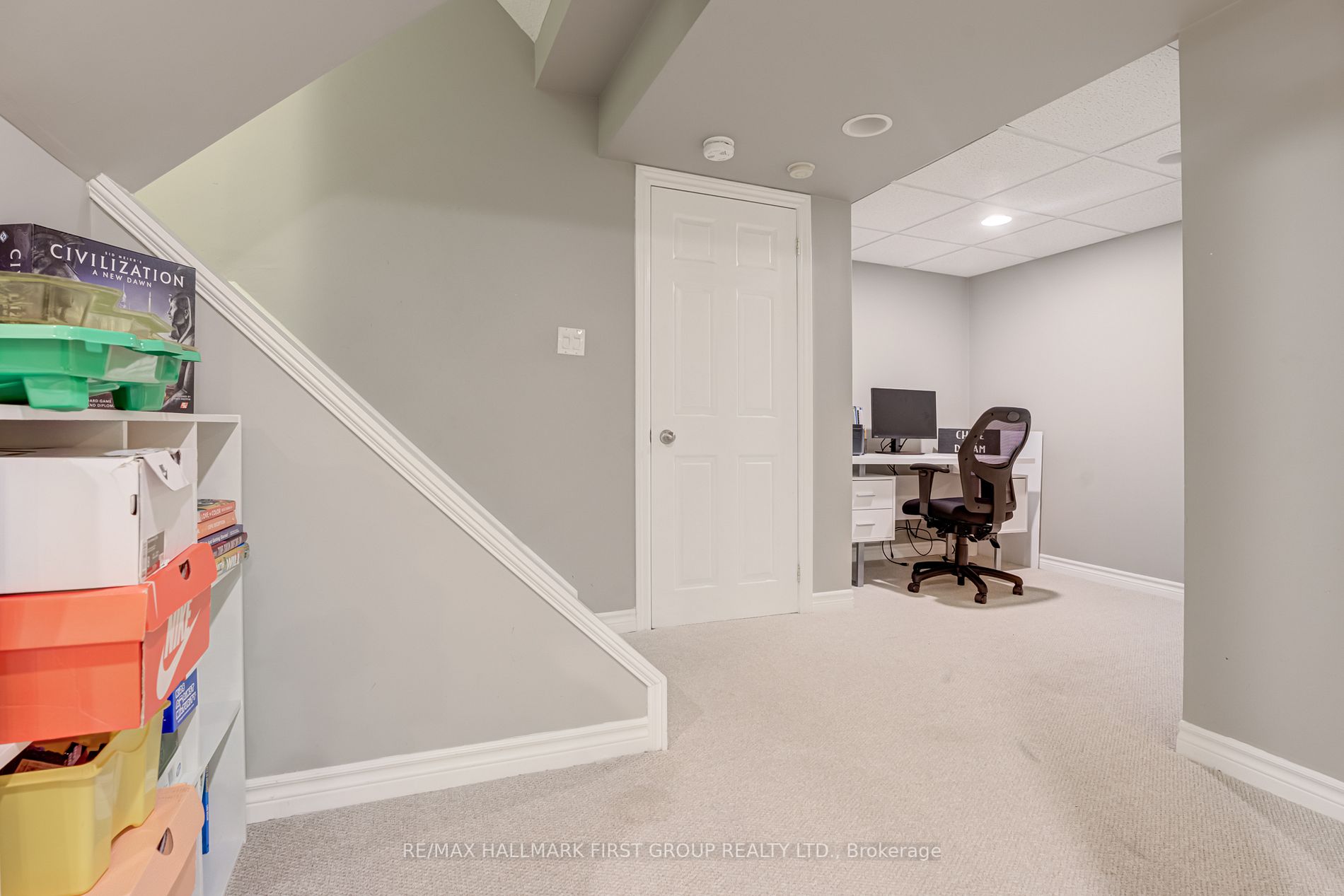 19 Inlet Bay Drive