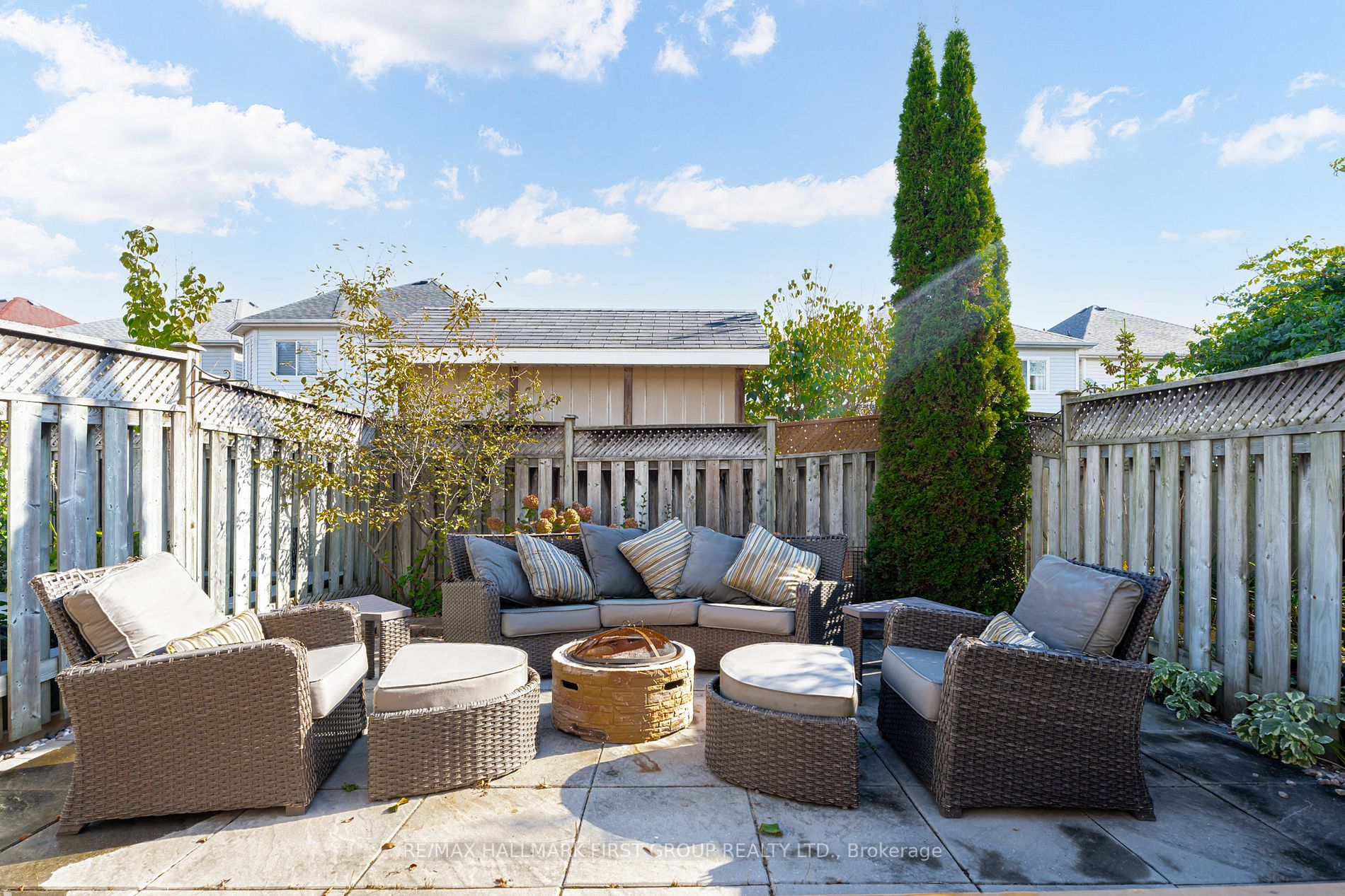 19 Inlet Bay Drive
