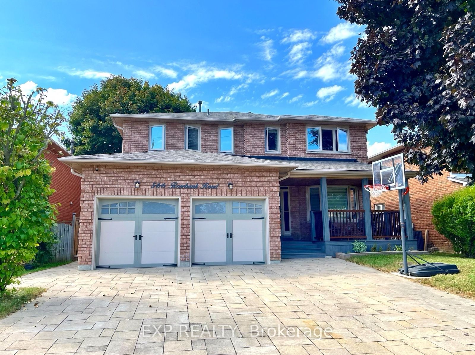 566 Rosebank Rd