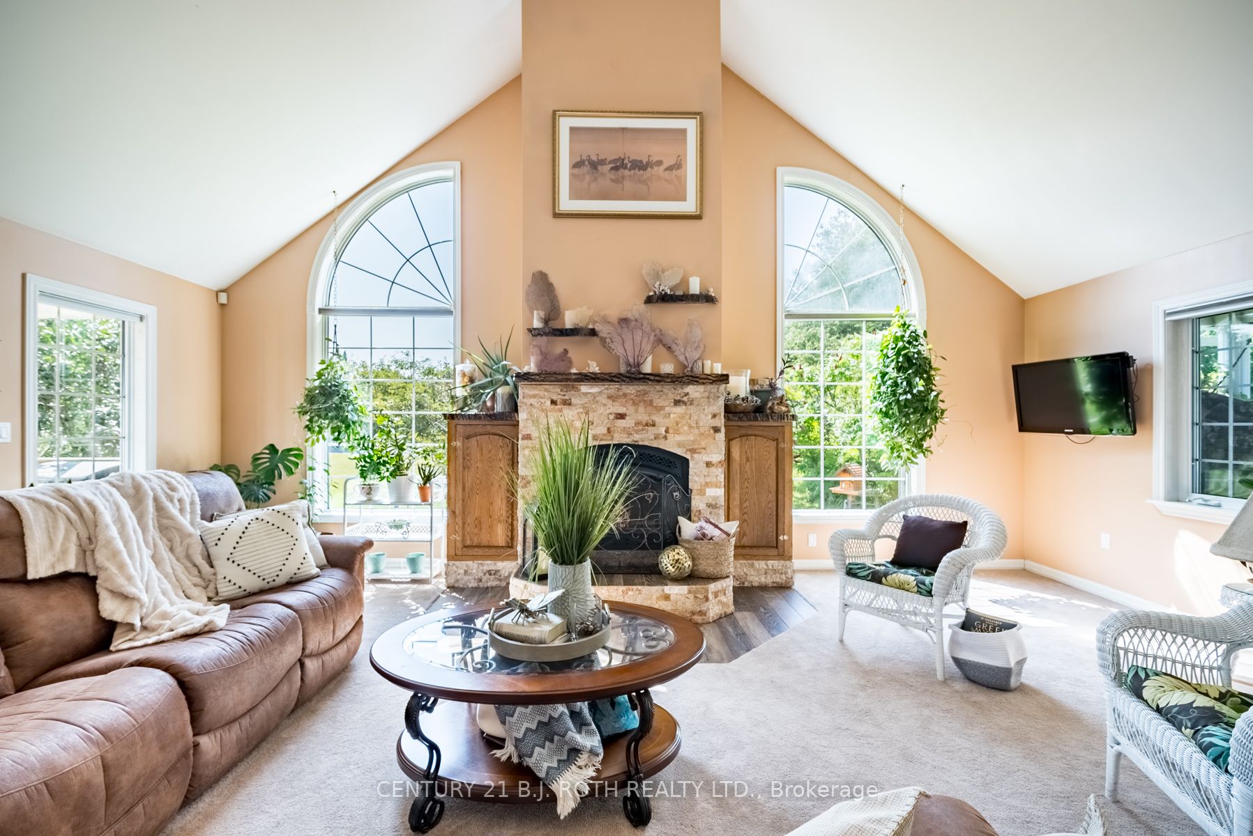 11175 Old Simcoe Rd