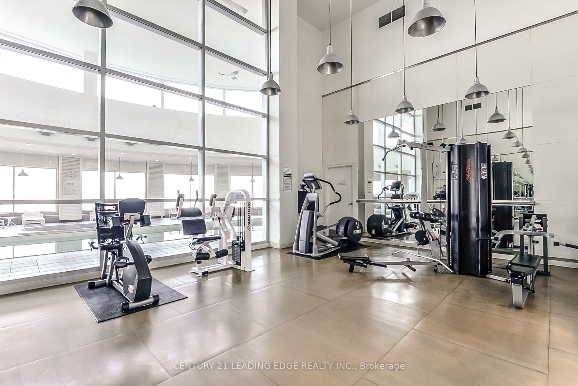 38 Lee Centre Dr, #2201