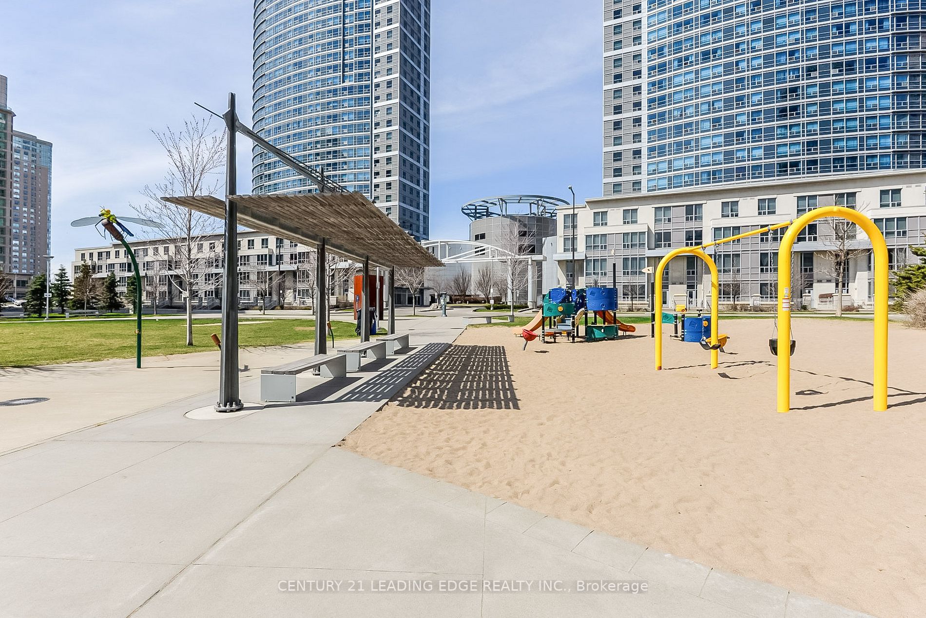 38 Lee Centre Dr, #2201