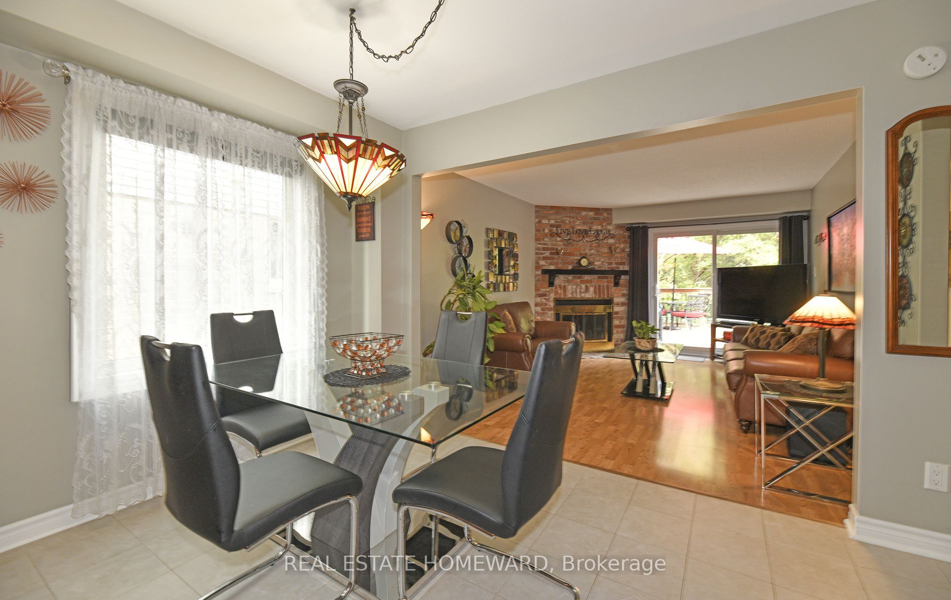 45 Harman Drive E