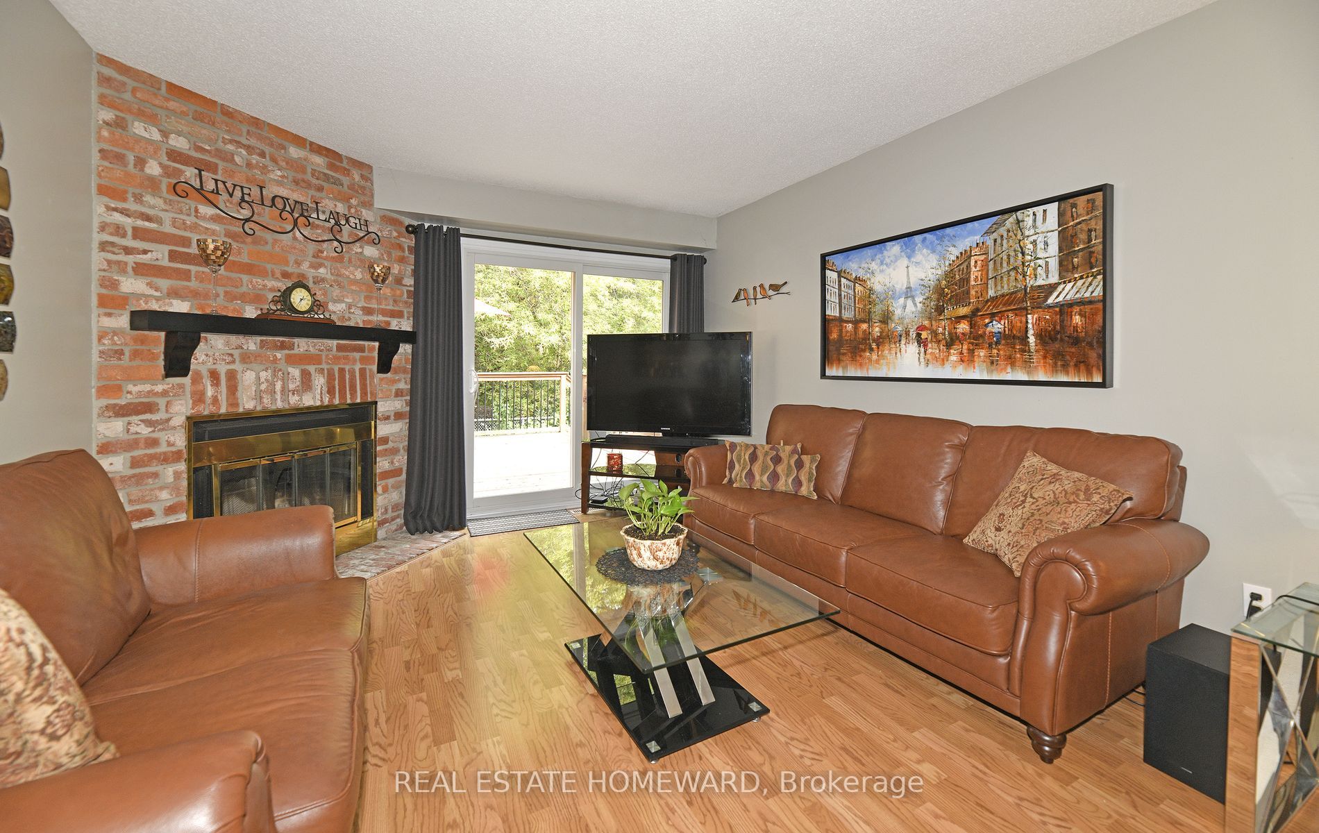 45 Harman Drive E