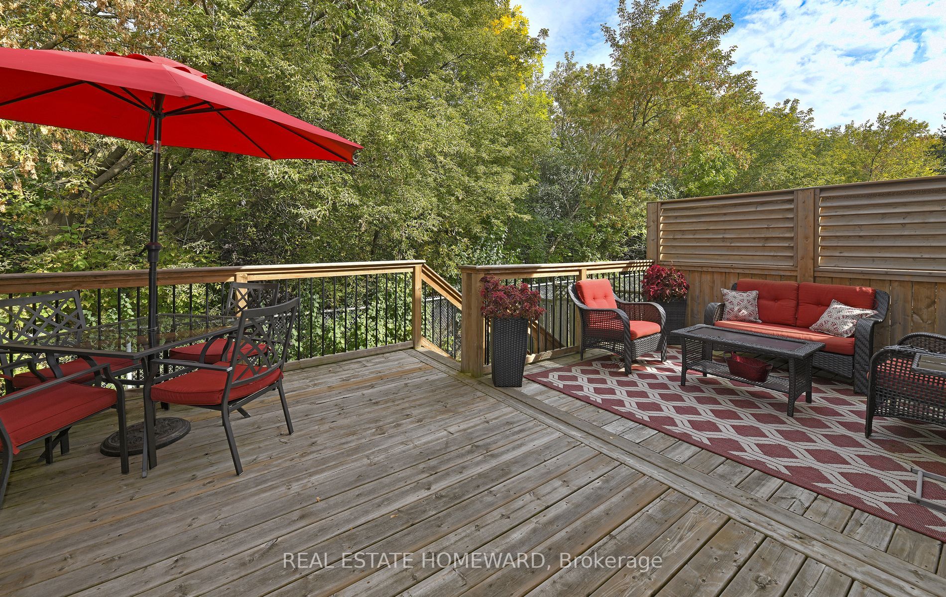 45 Harman Drive E