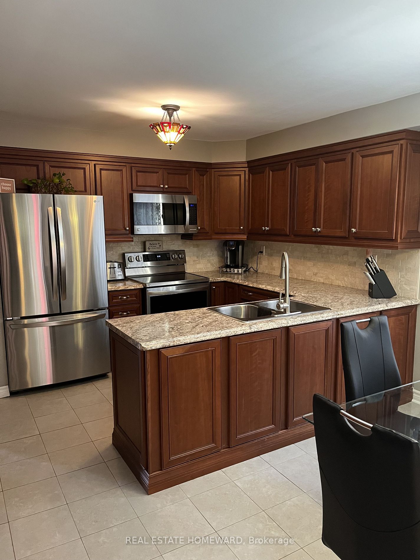 45 Harman Drive E