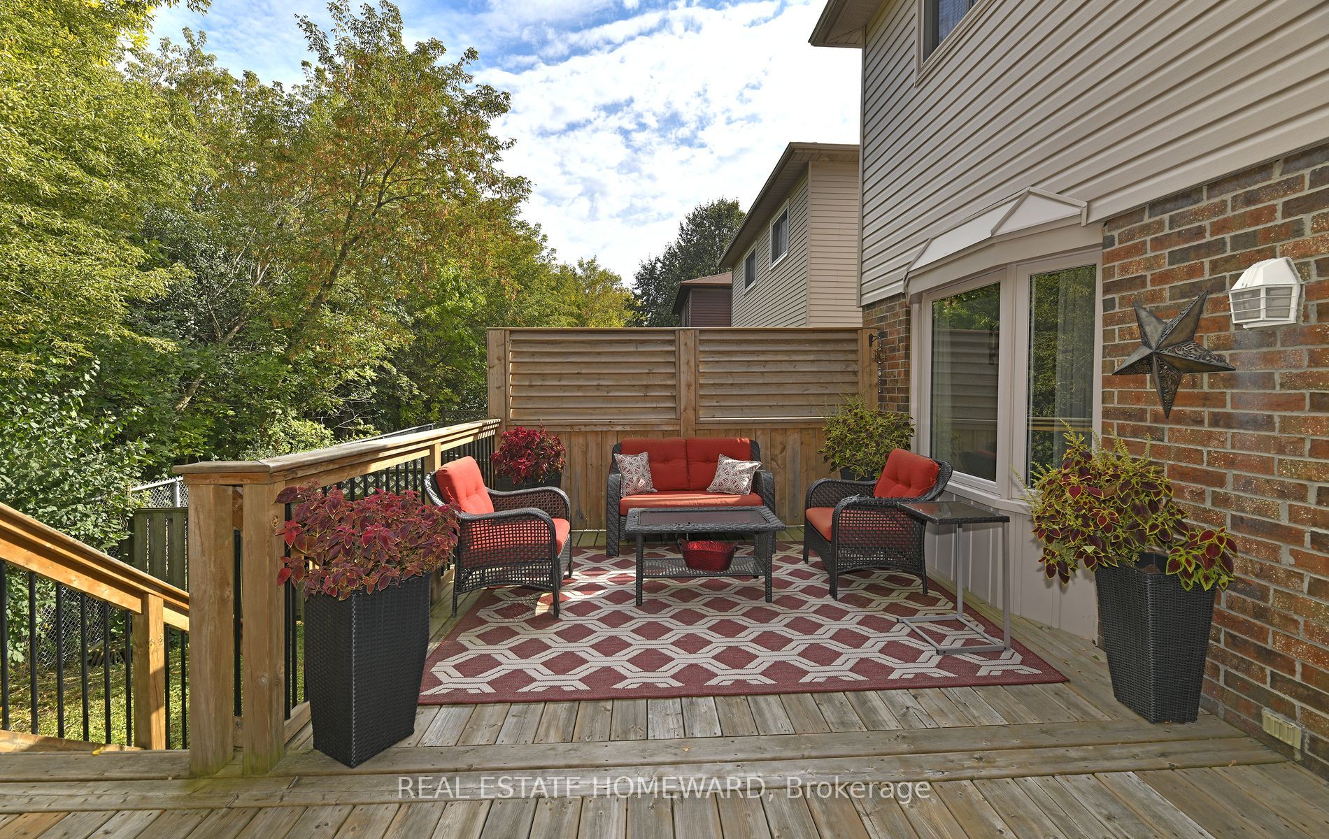 45 Harman Drive E