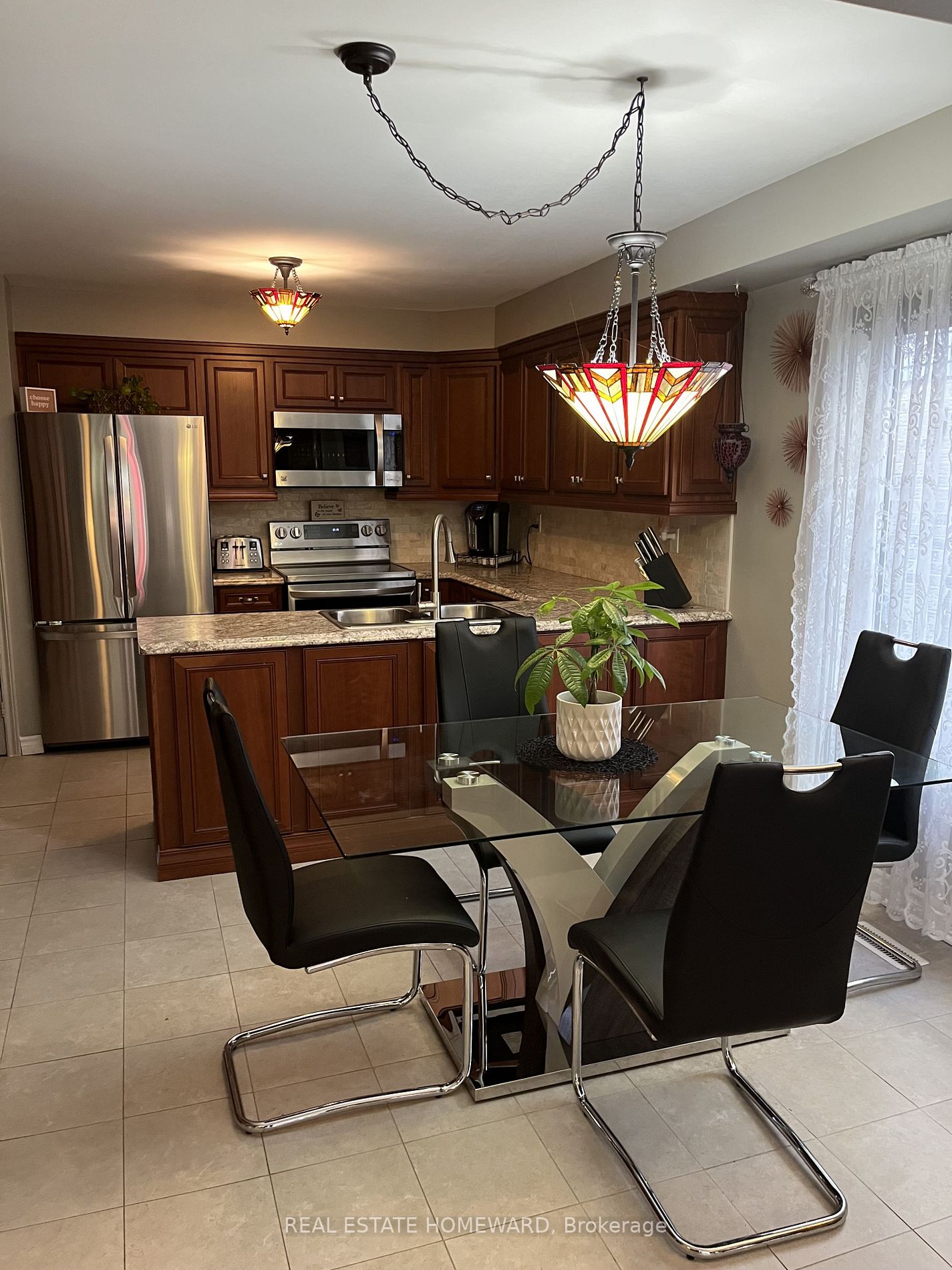 45 Harman Drive E