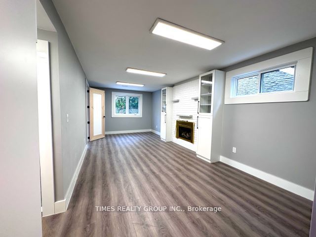 185 Braymore Boulevard
