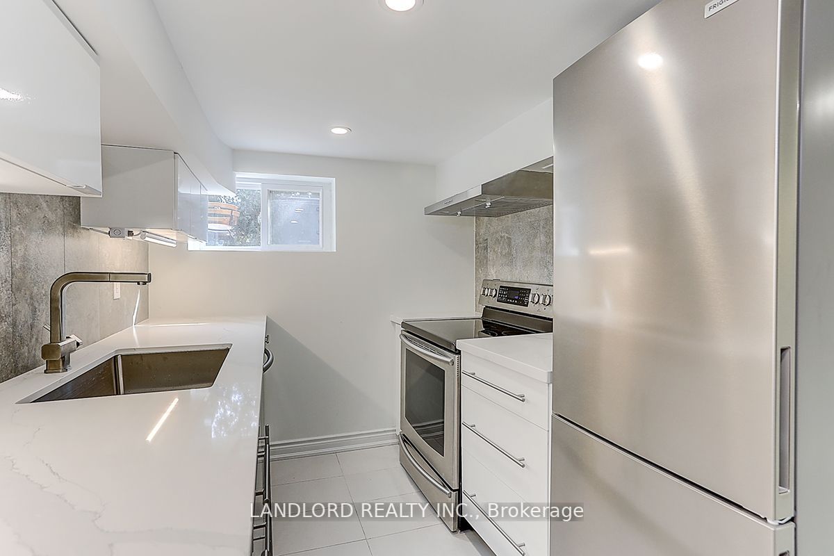 1206 Broadview Ave, #Lower