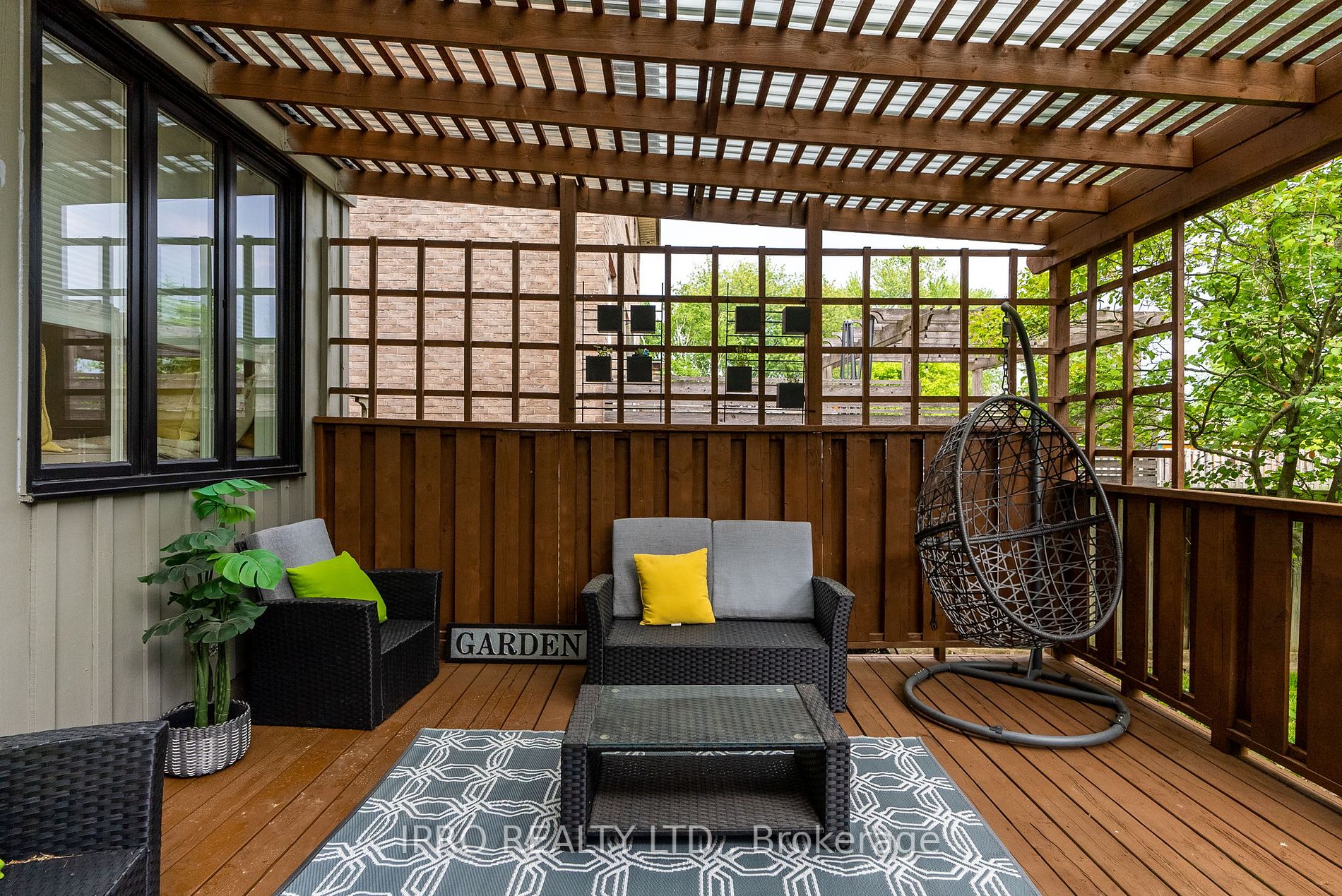 485 Maple Avenue
