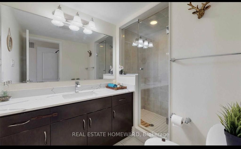 45 Heron Park Pl, #11