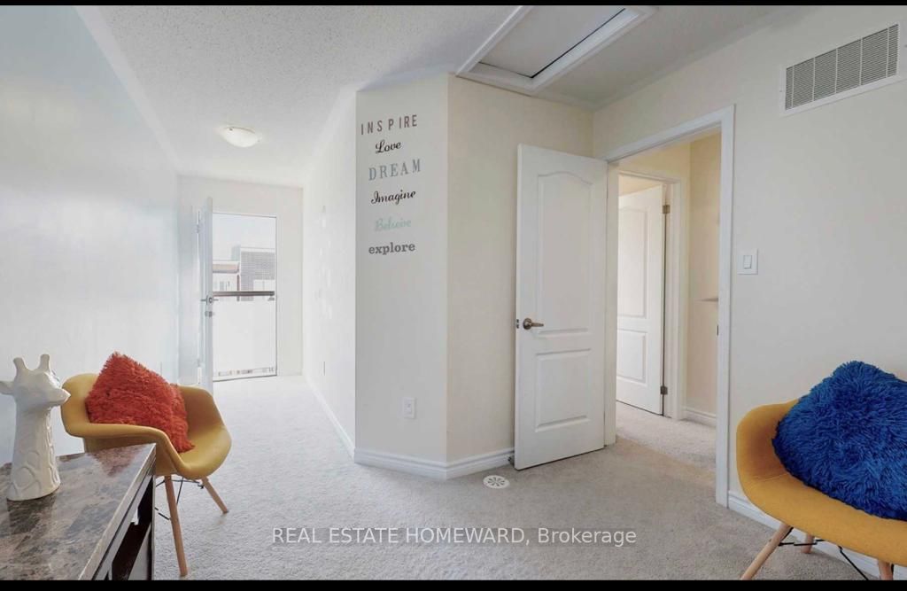45 Heron Park Pl, #11