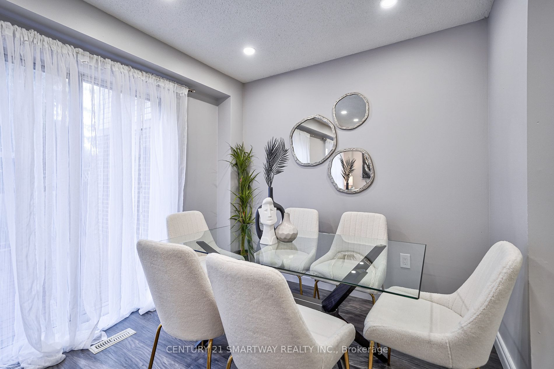 5 McBrien Court