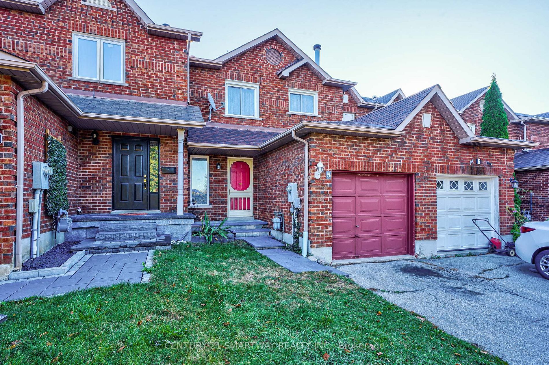 5 McBrien Court