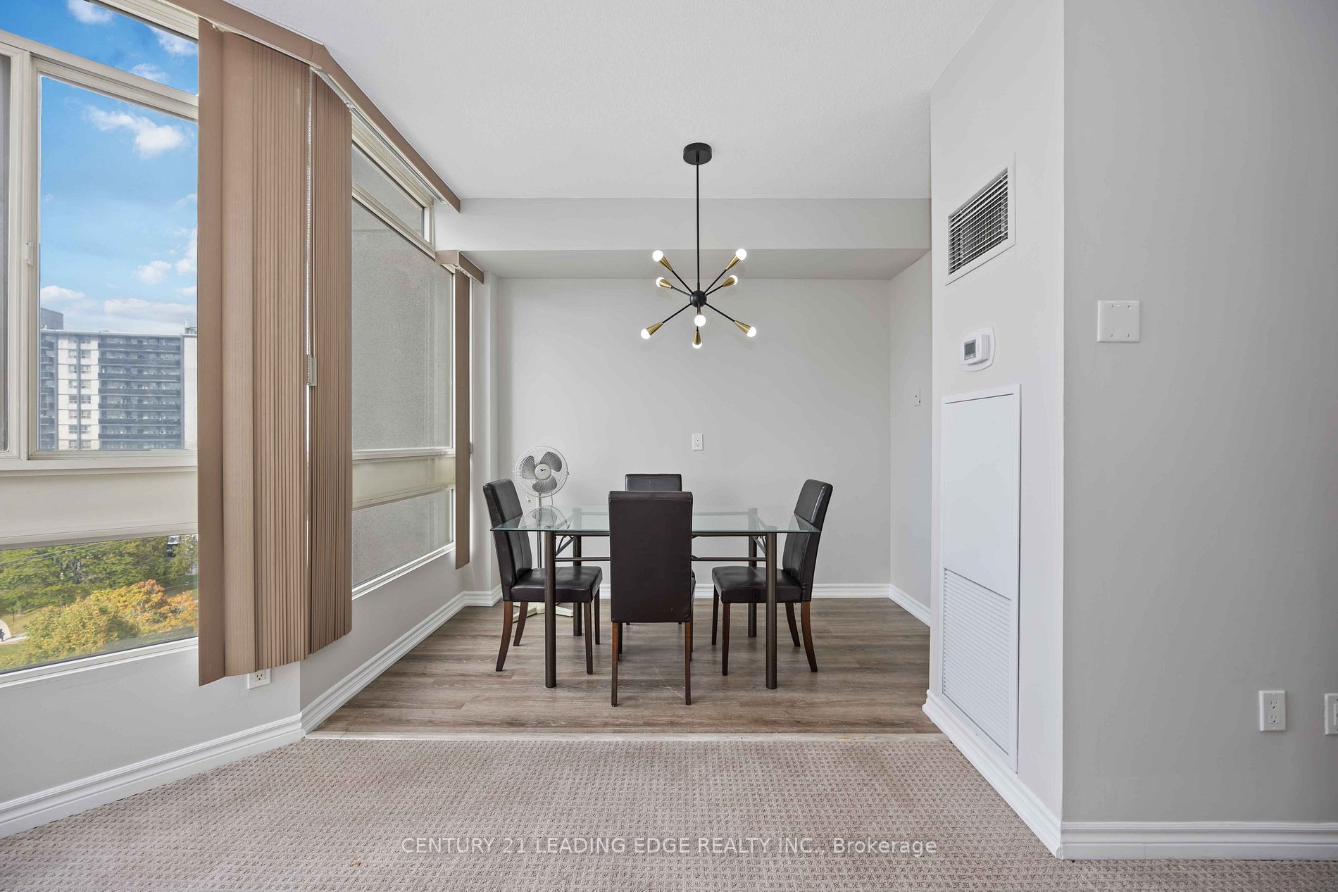 3233 Eglinton Ave E, #1001