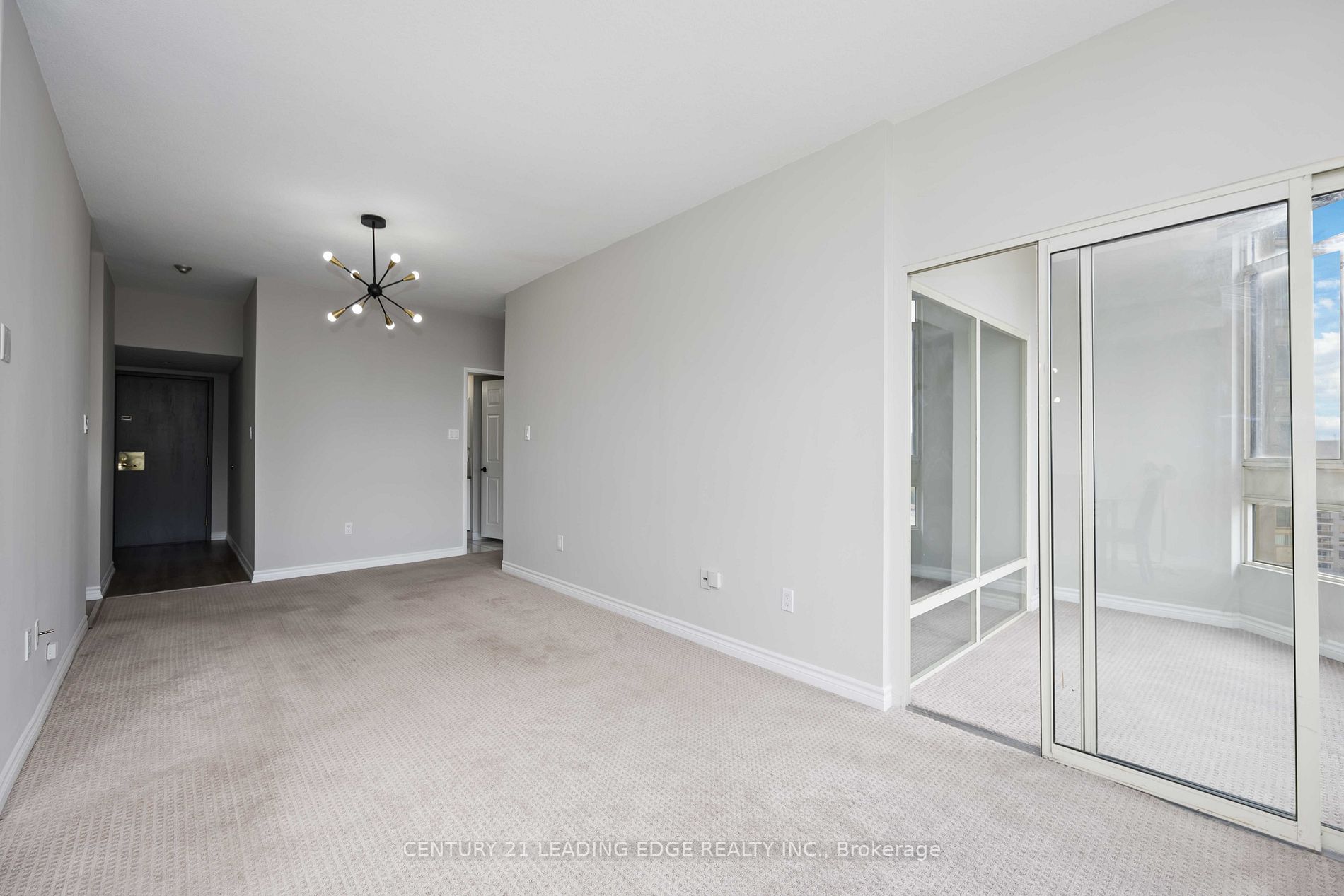 3233 Eglinton Ave E, #1001