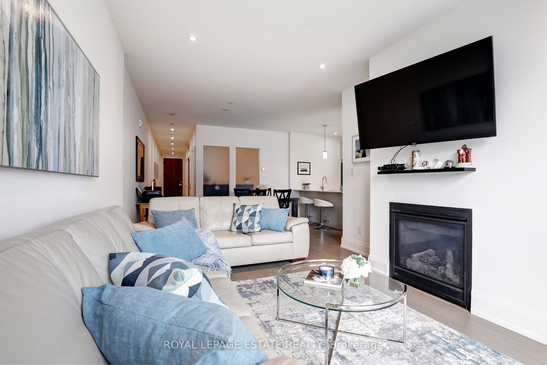 365 Beech Ave, #210