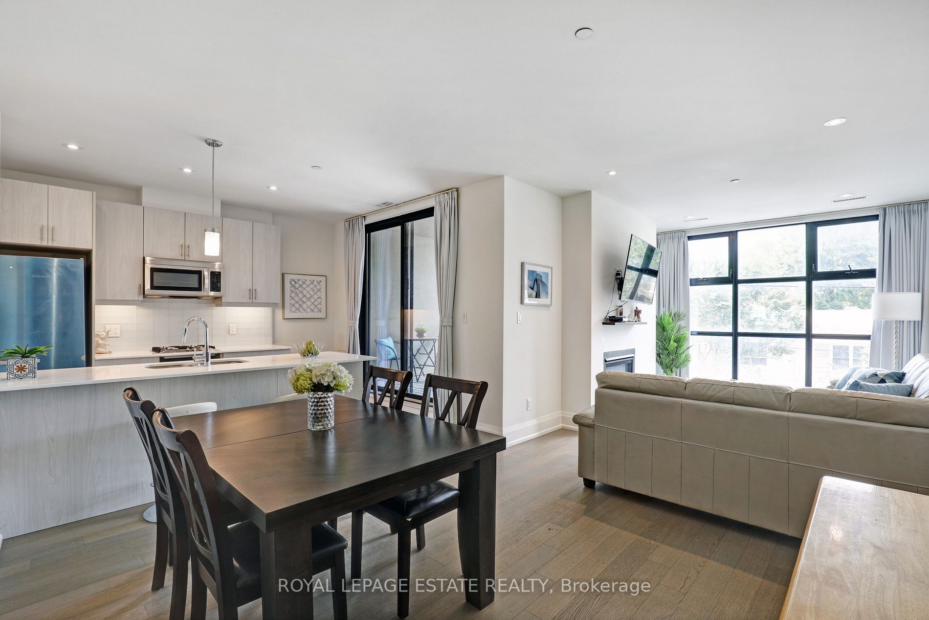 365 Beech Ave, #210