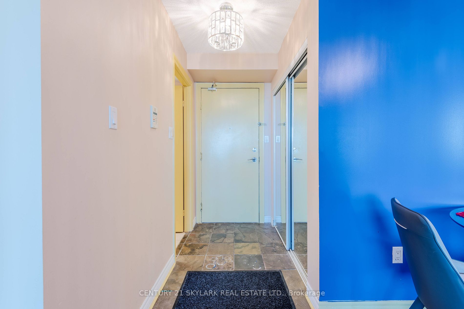 125 Omni Drive, #2031