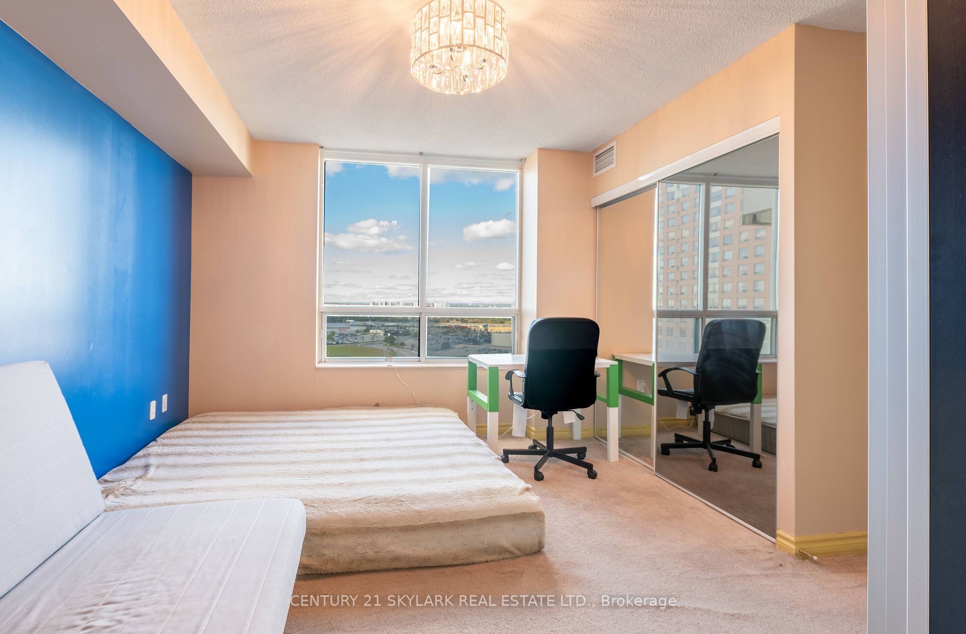 125 Omni Drive, #2031