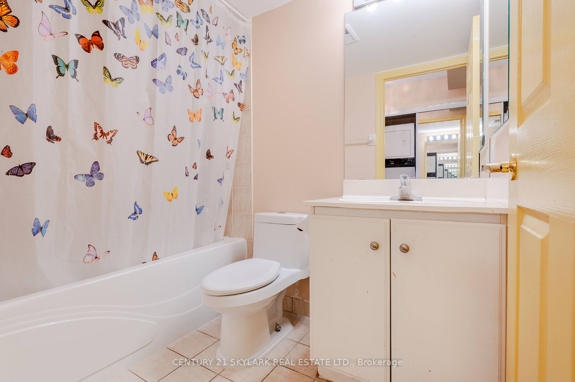 125 Omni Drive, #2031