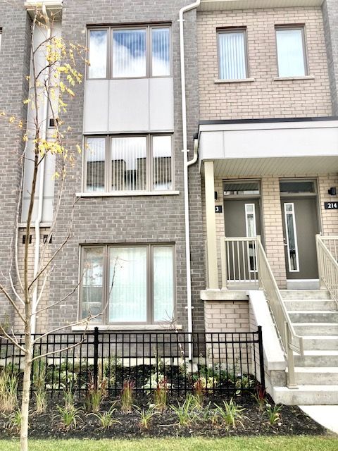 1525 Kingston Rd, #213
