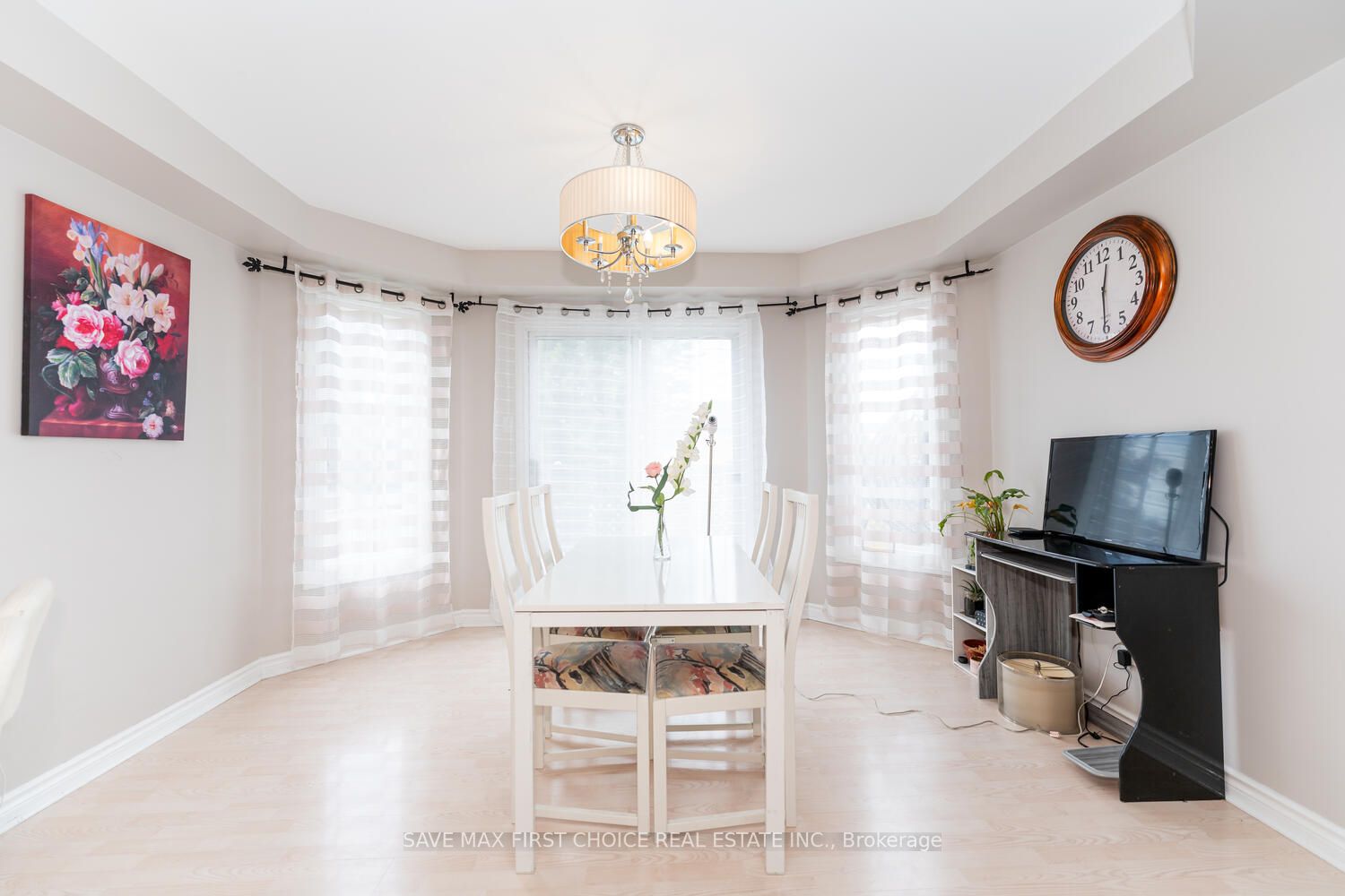 108 Wilce Dr