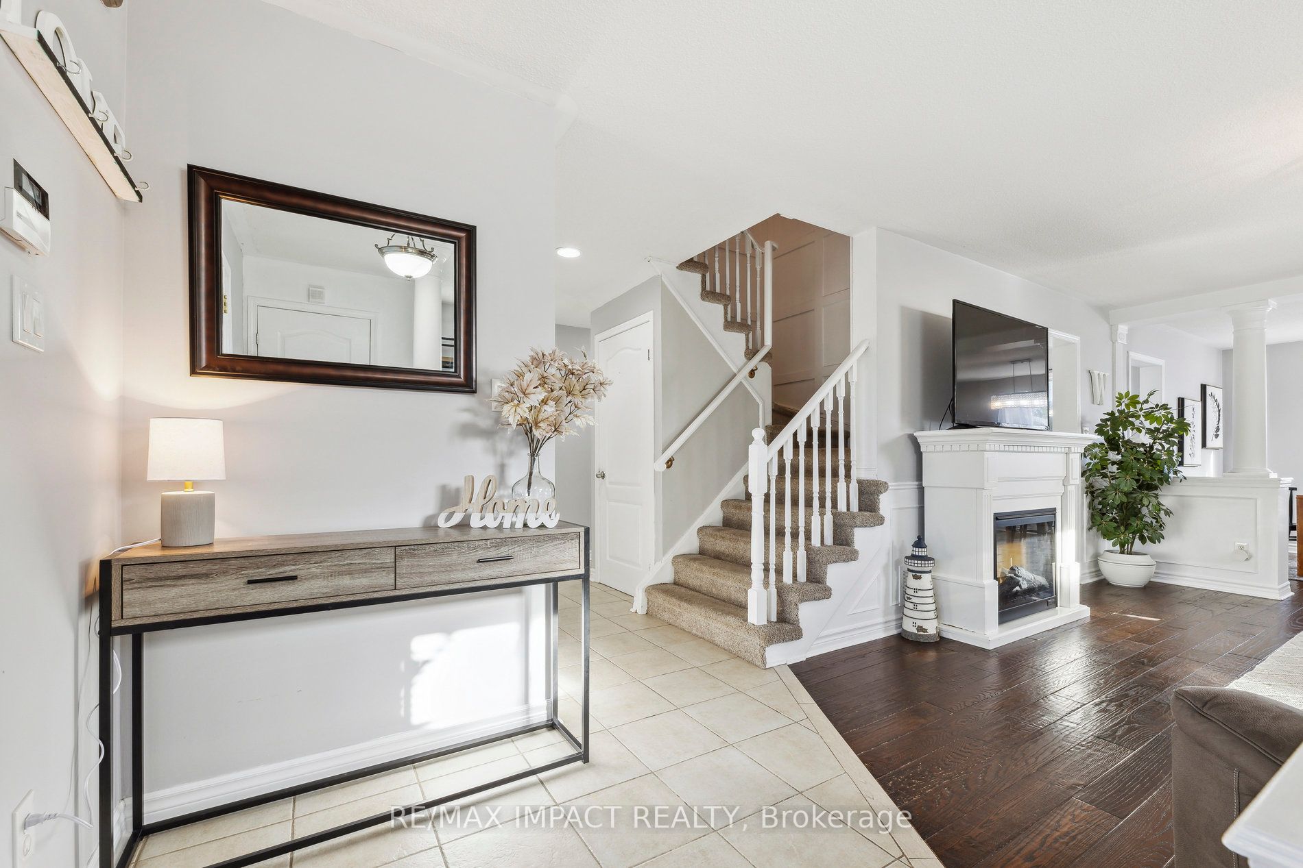 5 Carveth Crescent