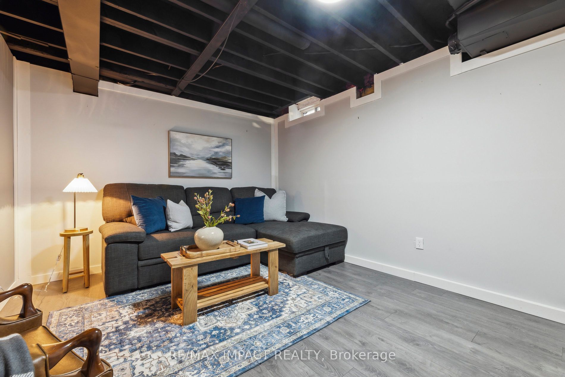 5 Carveth Crescent