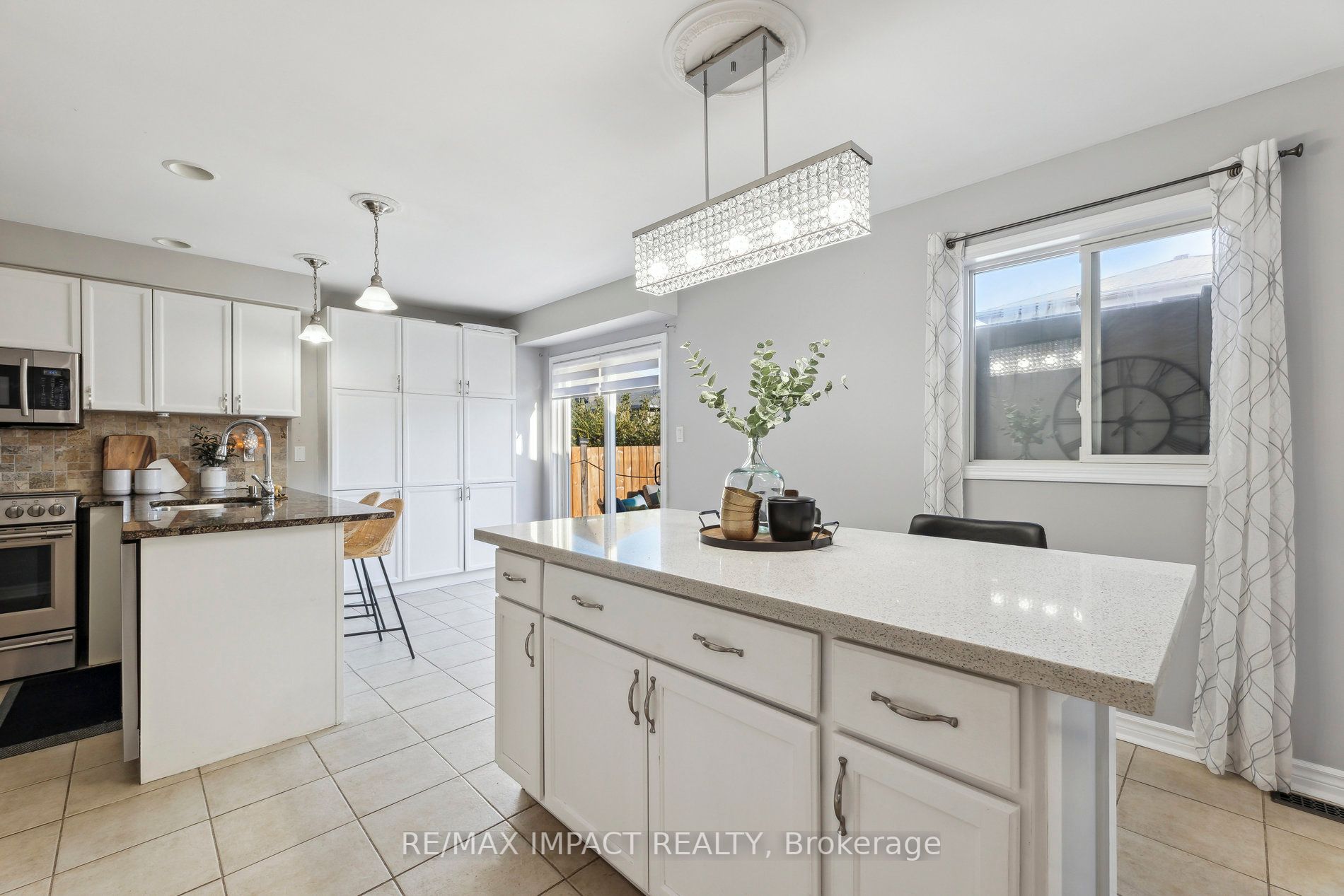 5 Carveth Crescent