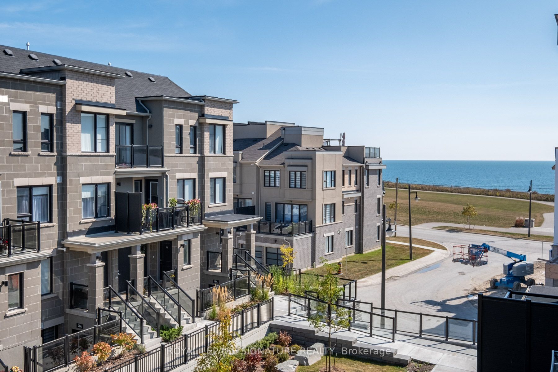 21 Lookout Dr, #C