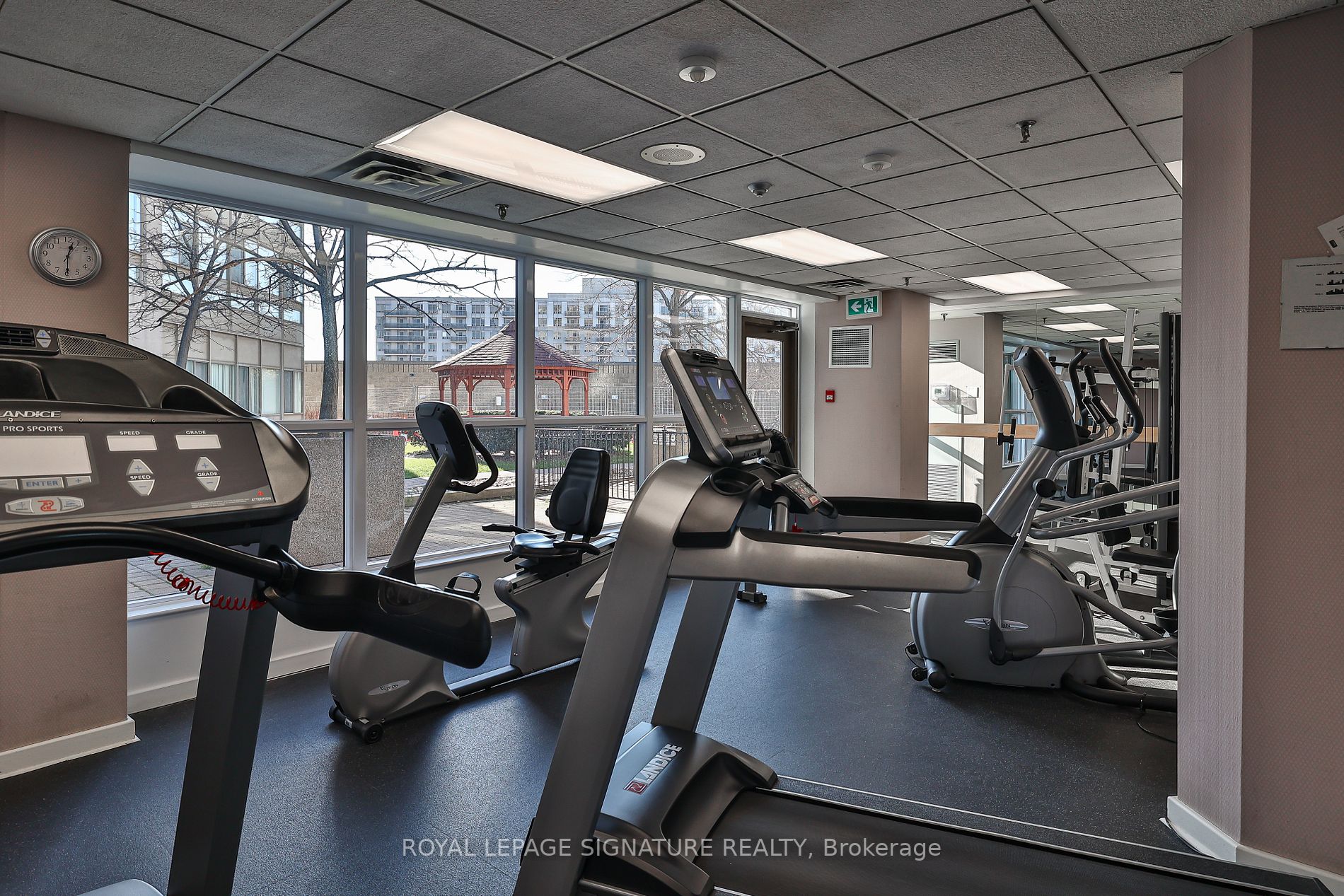 3231 Eglinton Ave E, #1701