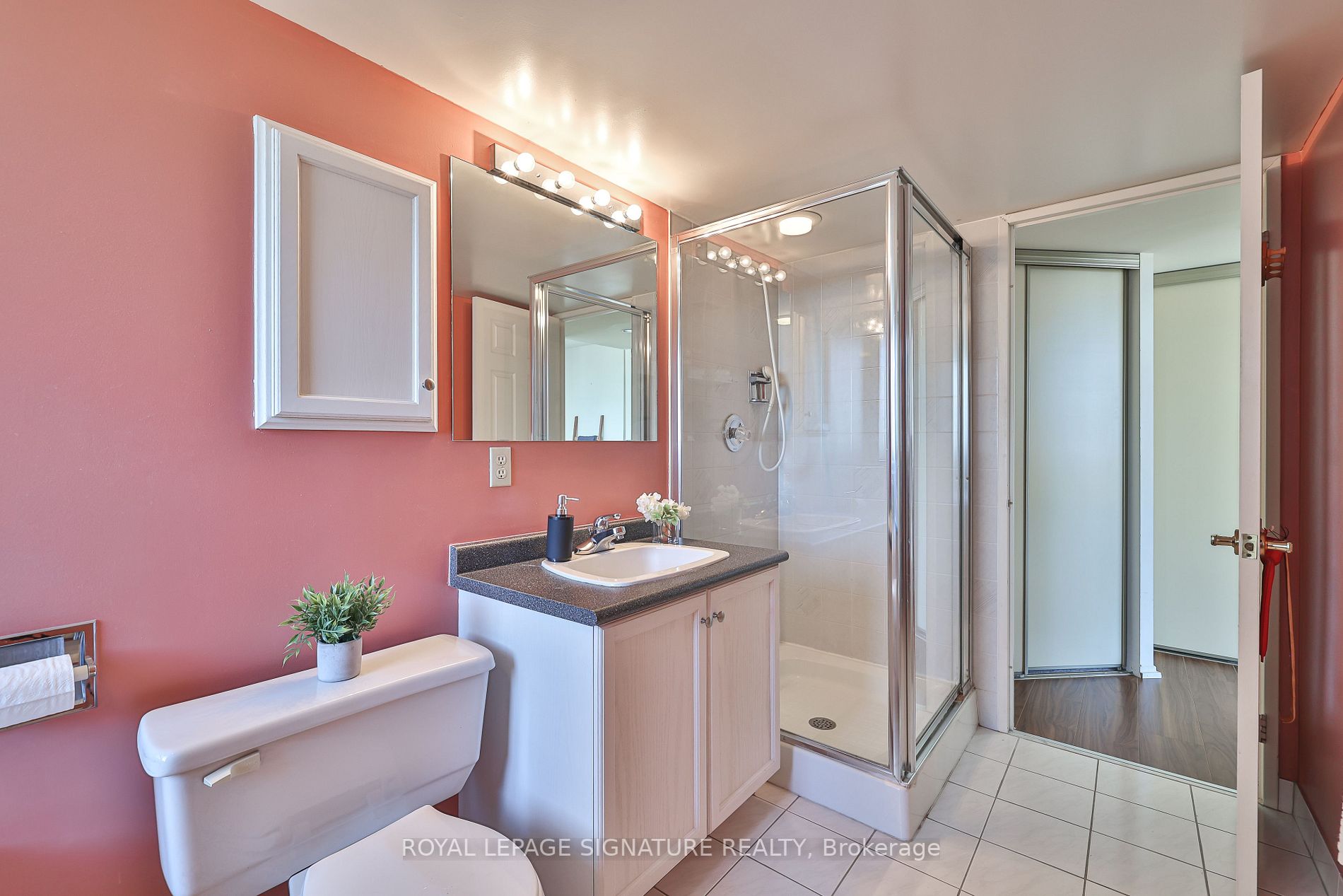 3231 Eglinton Ave E, #1701