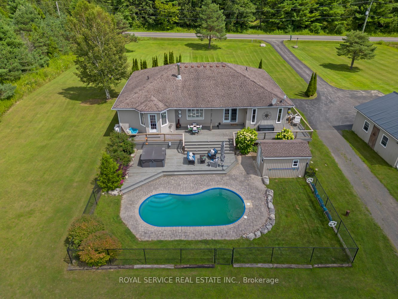 3700 Stapleton Rd