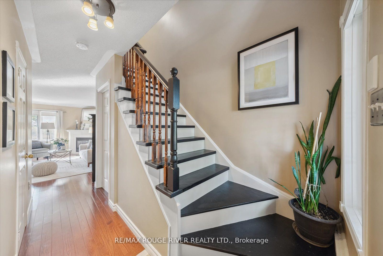 56 Zachary Pl