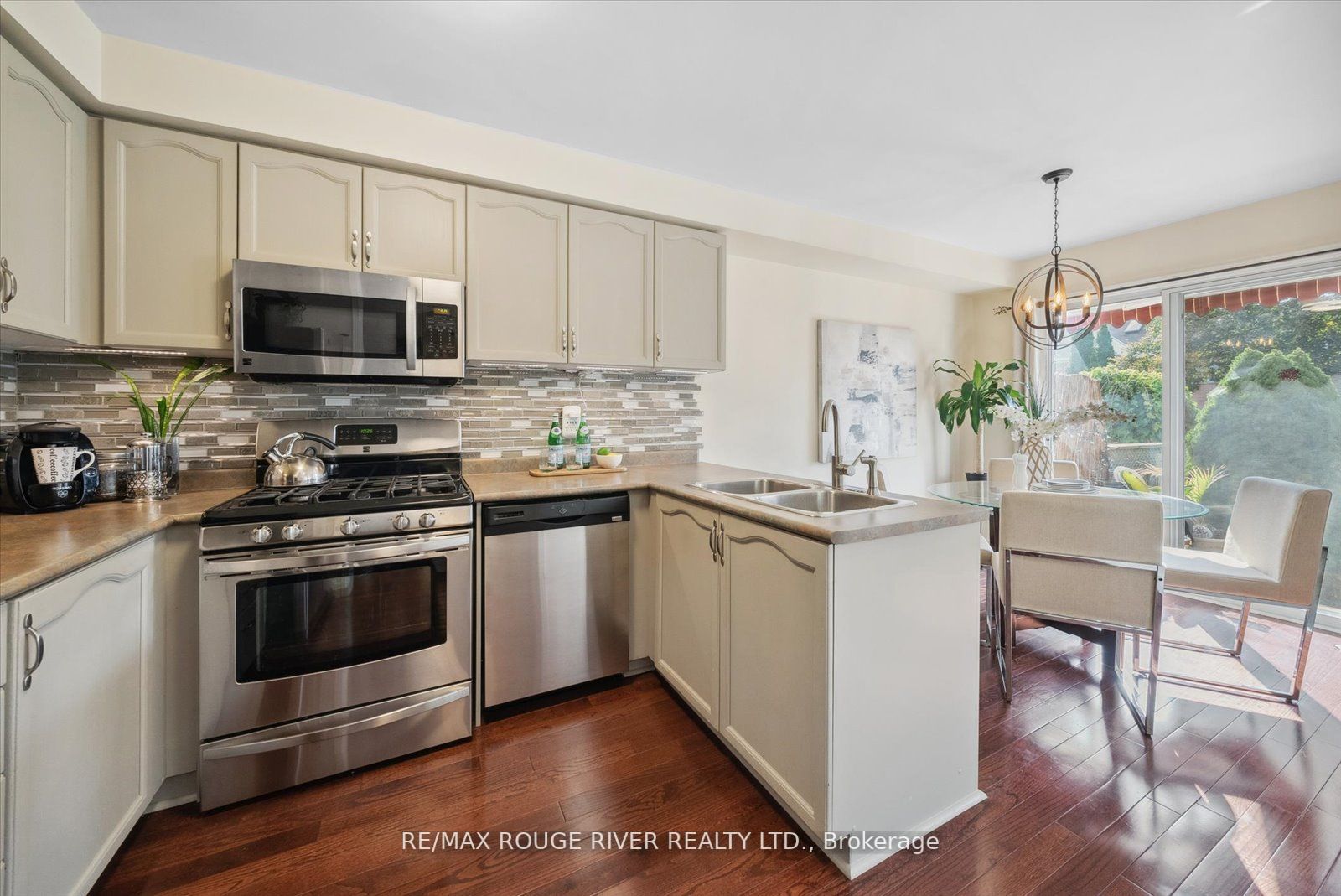 56 Zachary Pl