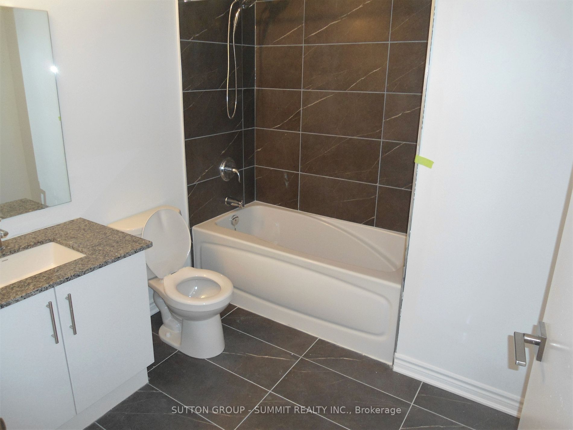 1 Falaise Rd, #604