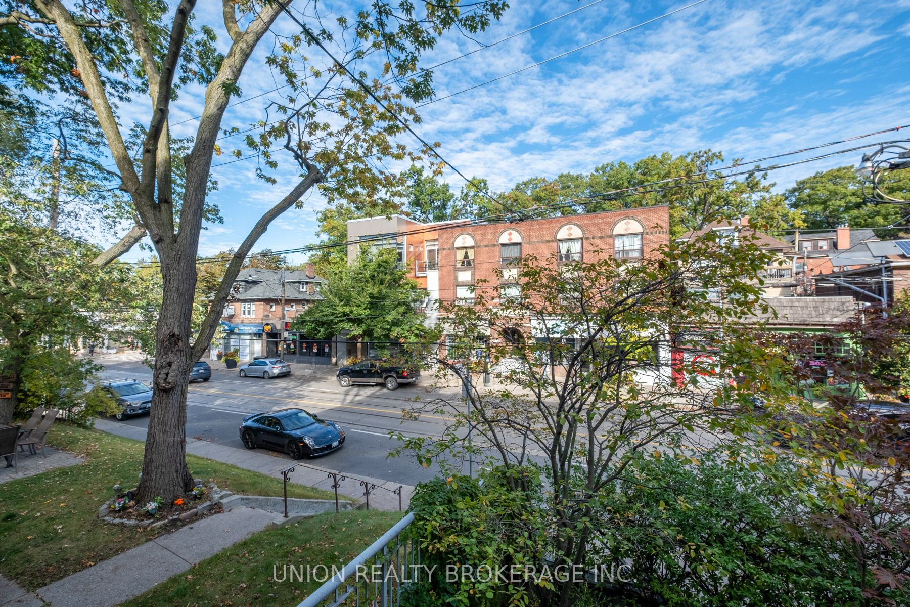 2371 Queen St E, #202