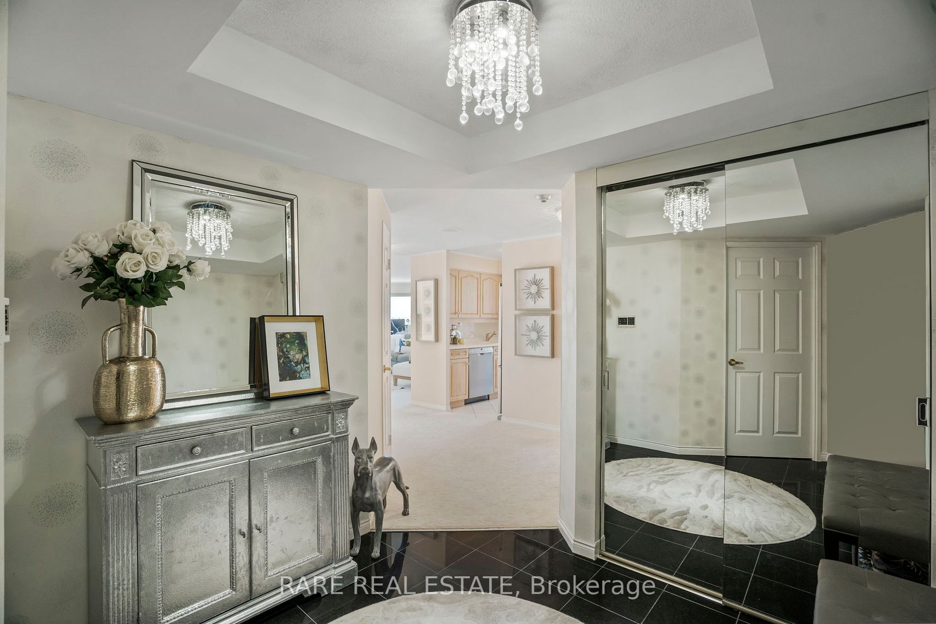 3233 Eglinton Ave E, #1409A
