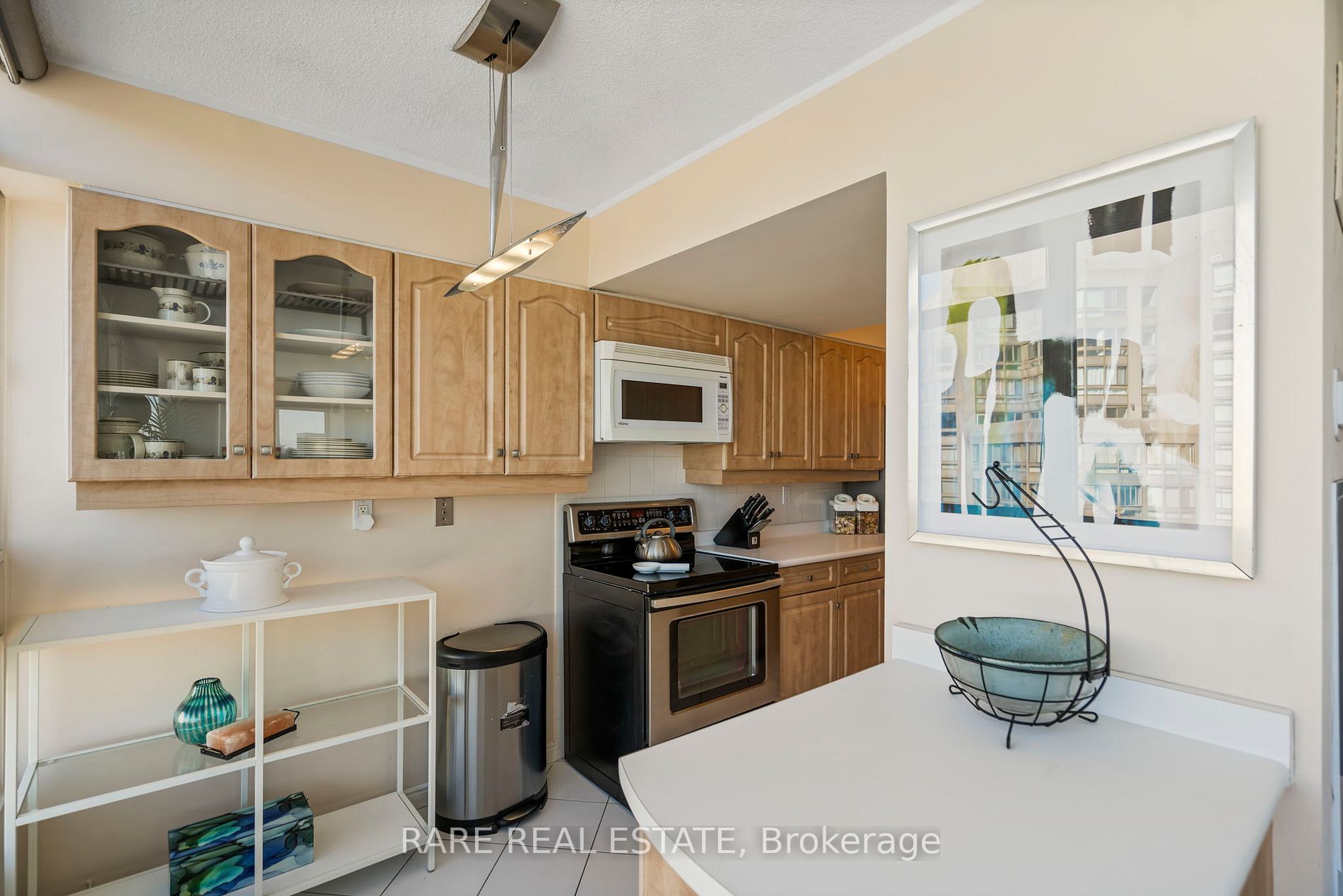 3233 Eglinton Ave E, #1409A