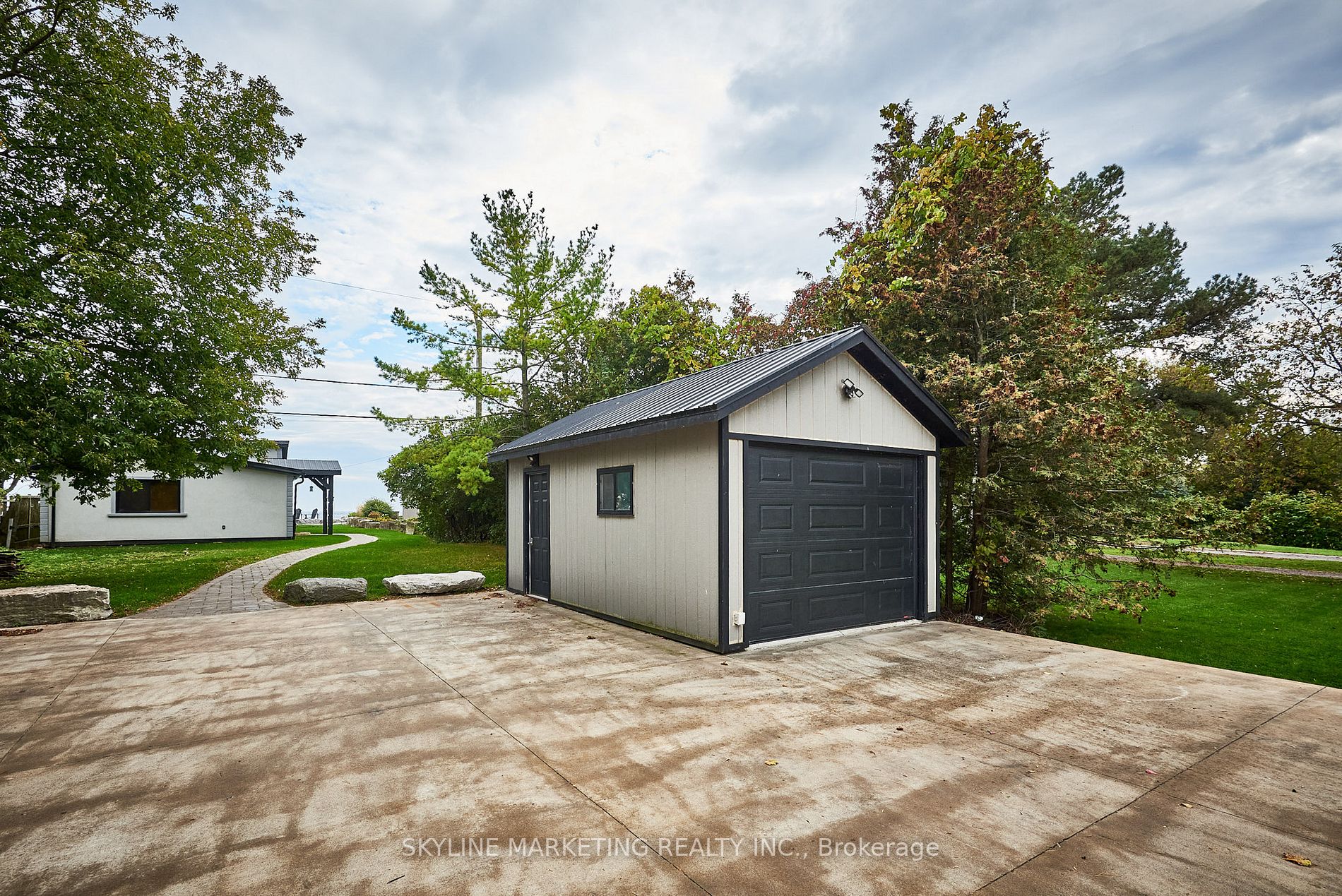 123 Cedar Crest Beach Rd