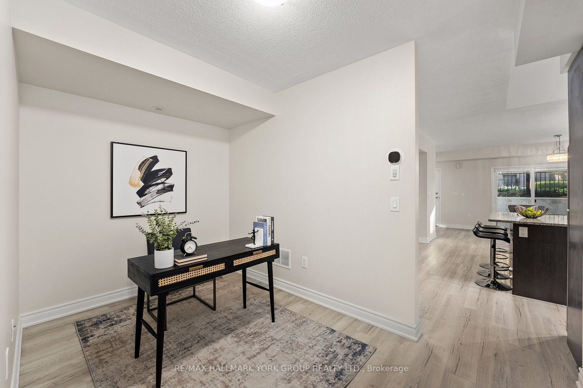 500 Kingbird Grve, #125
