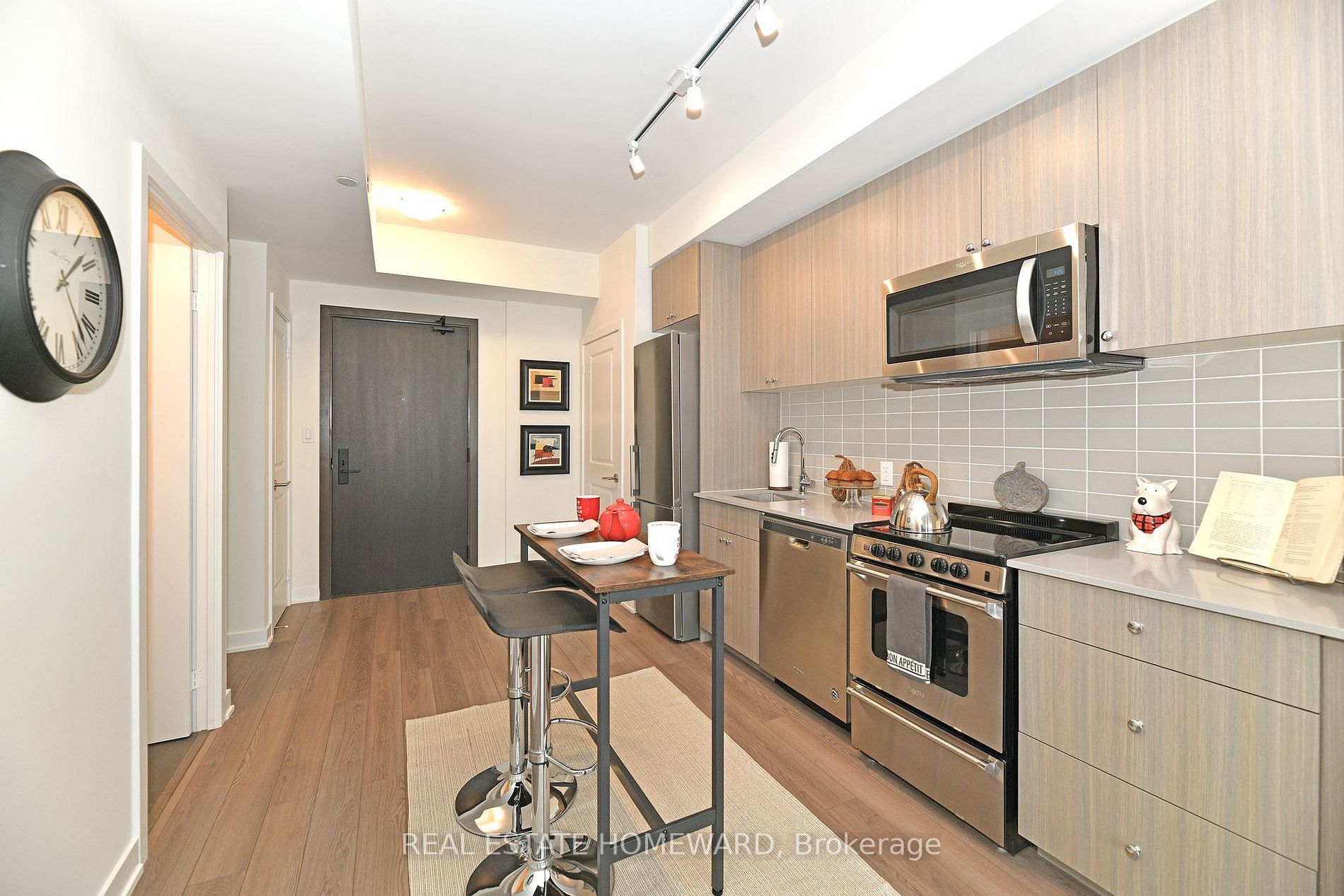 2799 Kingston Rd, #321