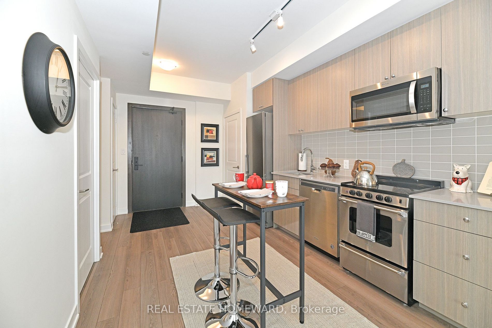 2799 Kingston Rd, #321