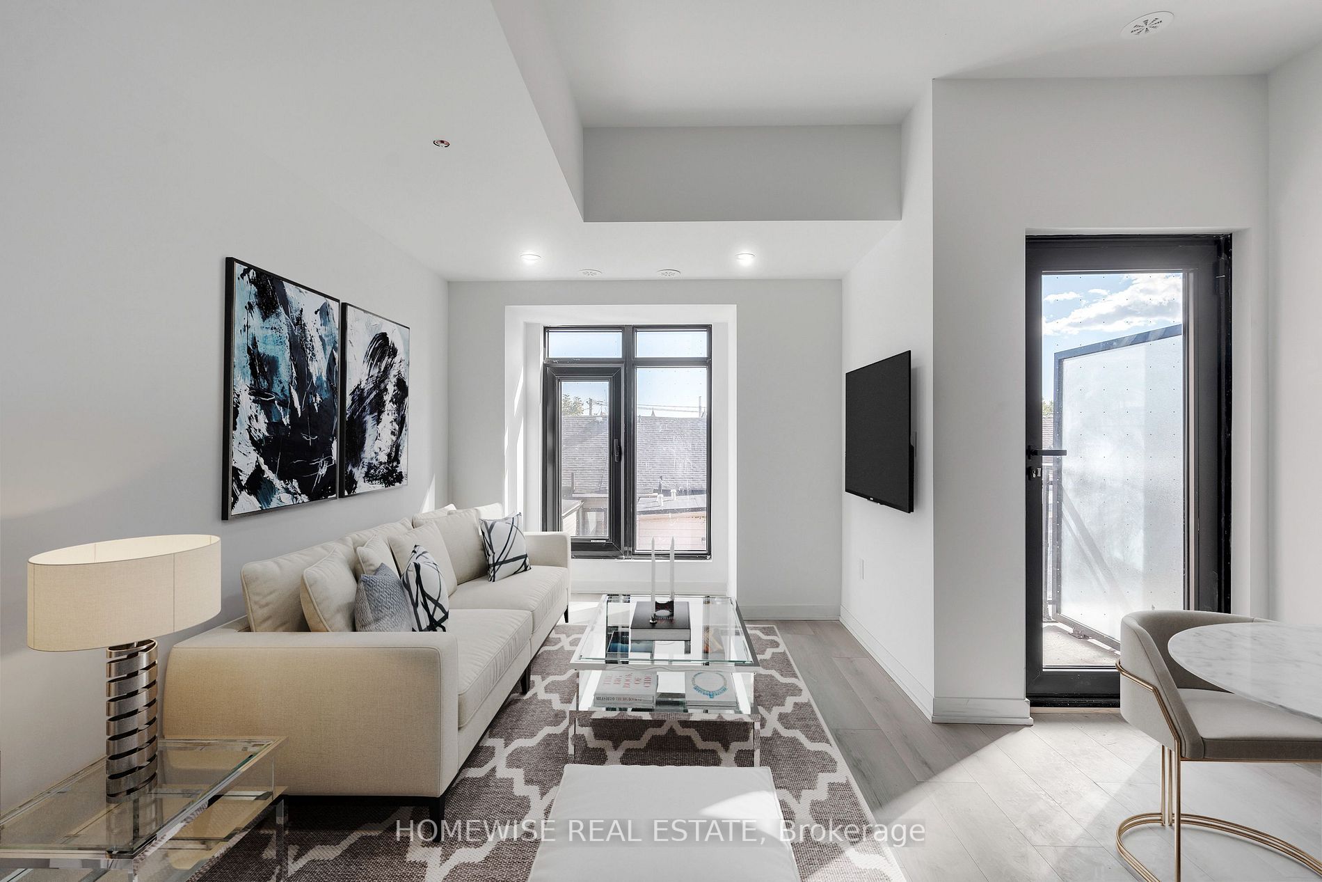 485 Logan Ave, #314