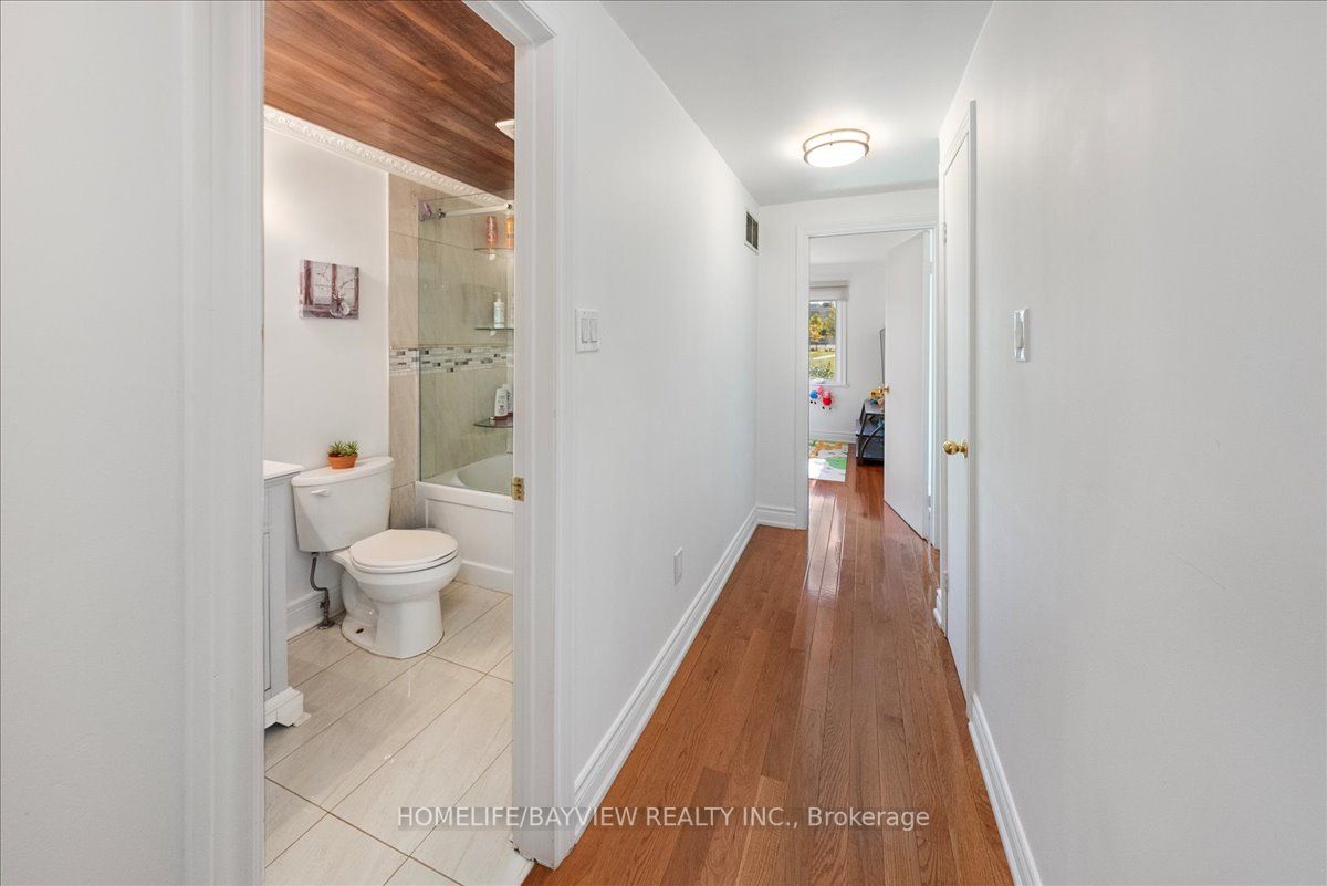 46 Scarfair Pt Way S, #23