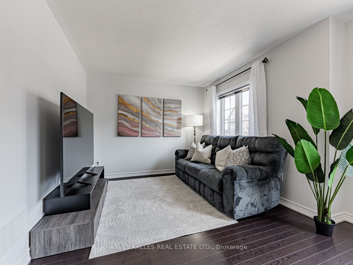 26 Bluegill Cres