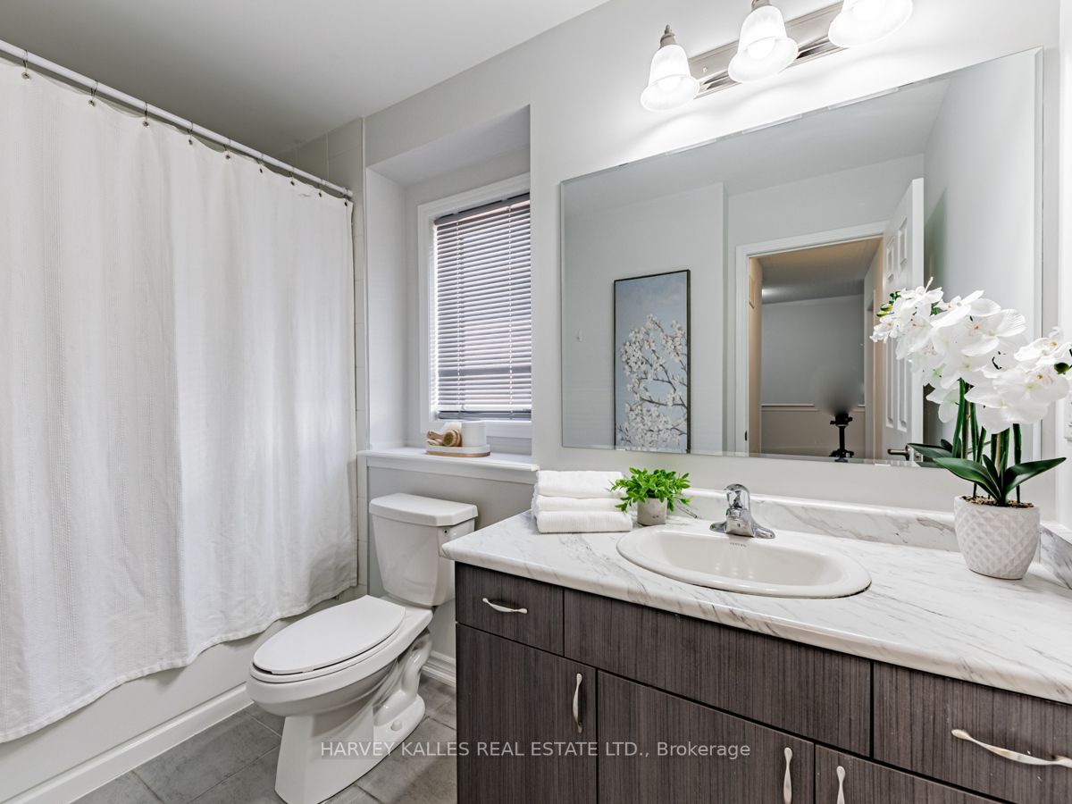 26 Bluegill Cres