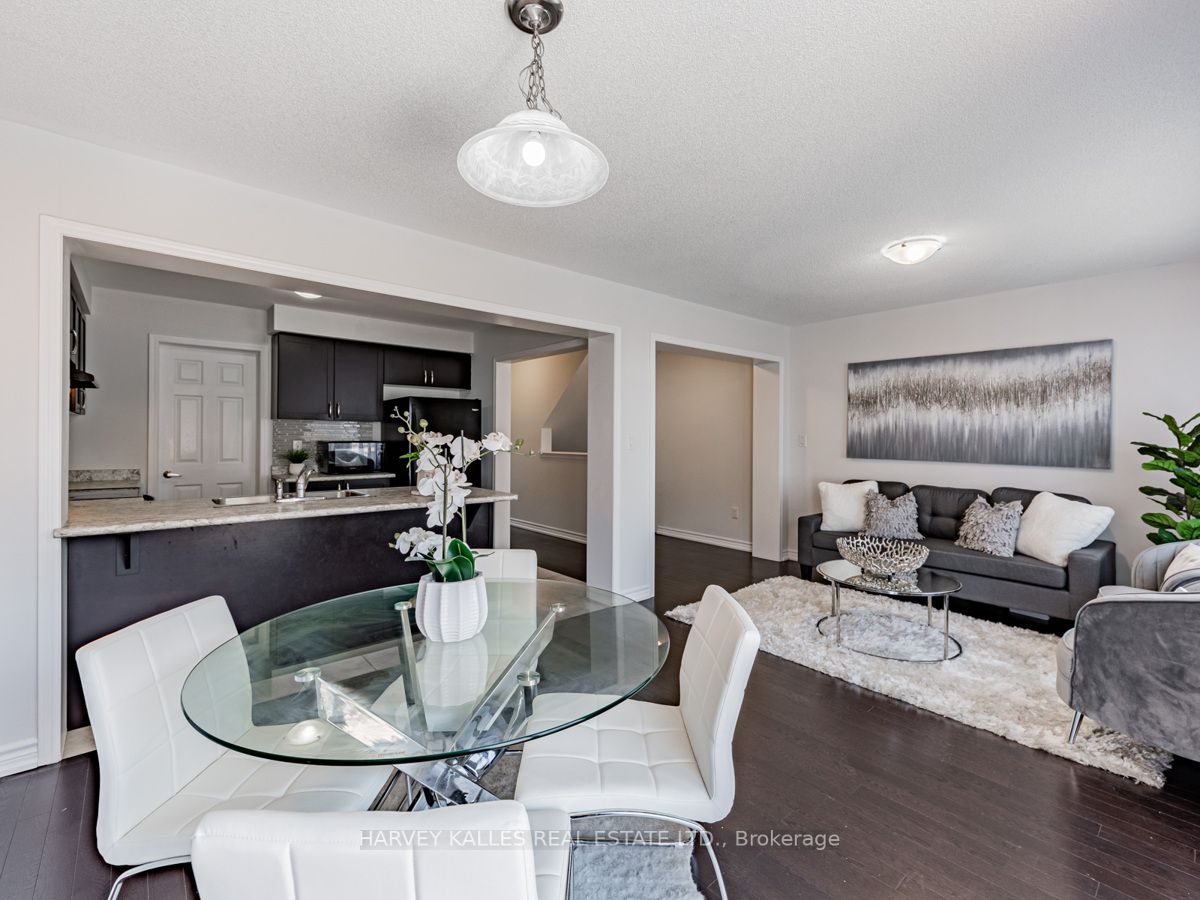 26 Bluegill Cres